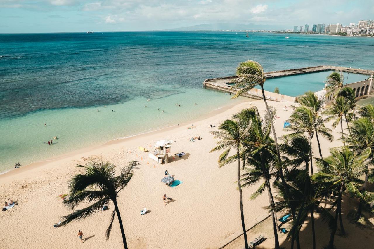 Kaimana Beach Hotel Honolulu Exterior photo